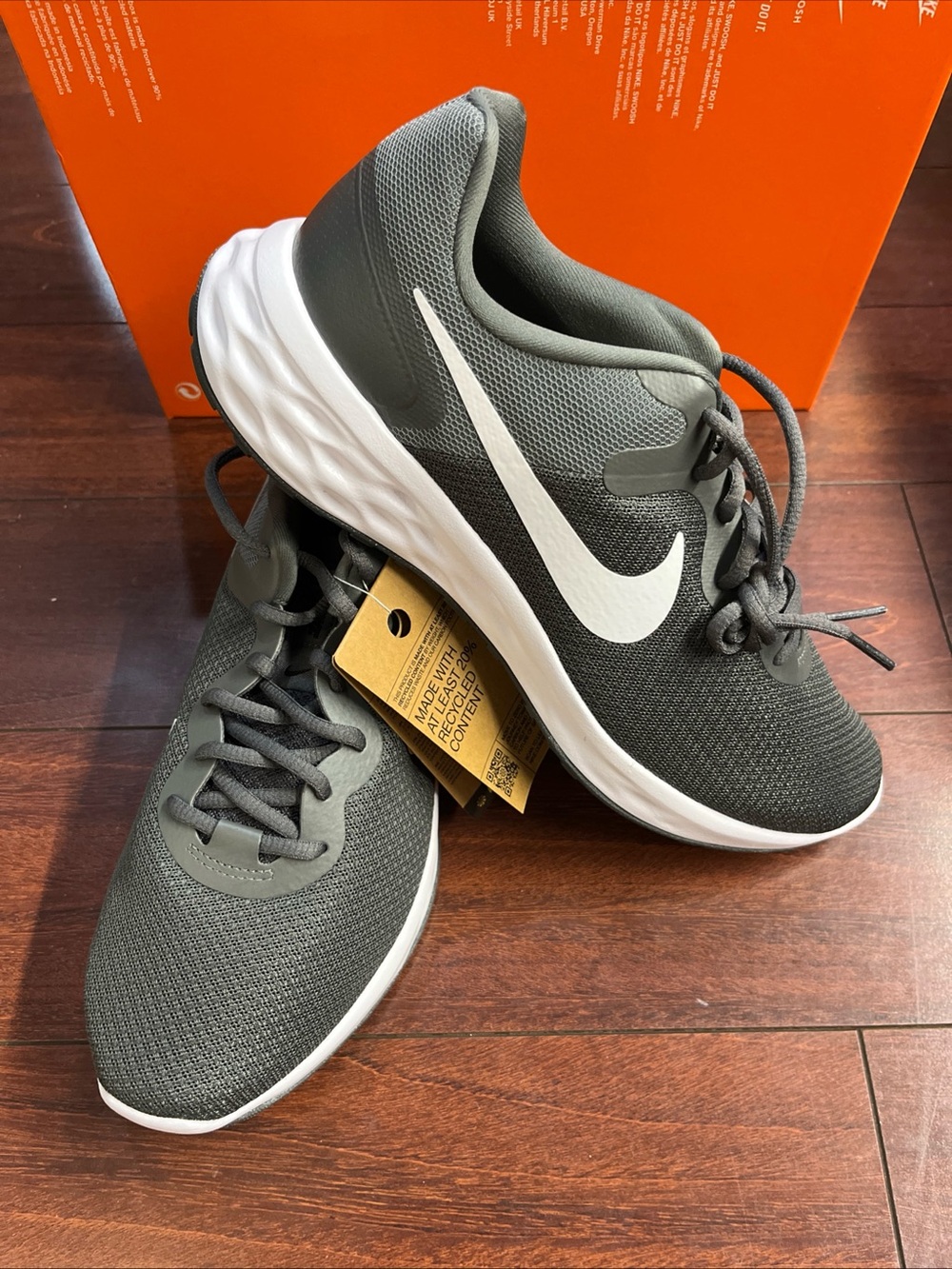 Mens 11 Nike Revolution 6 NN Iron Grey Shoes Running Walking DC3728 004 HALF BOX